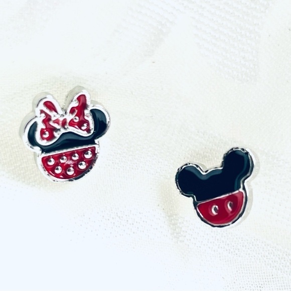 NWOT Disney Mismatch Earrings - Mickey and Minnie Mouse - Picture 4 of 7